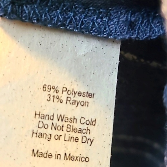 W5 Blue Chambray Top with White Dotted Stripes, Size 1X, NWT - Picture 10 of 10